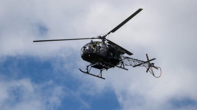 Queda de helicóptero militar no Equador causa morte dos oito tripulantes