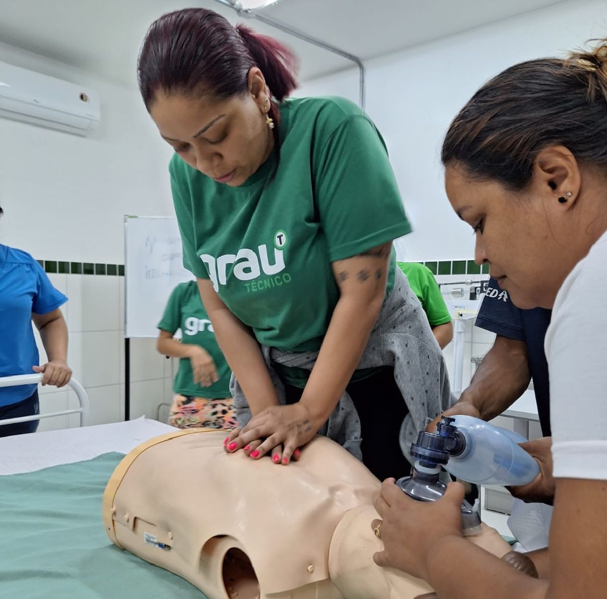 Segmento profissionalizante: evolução de cursos de baixo custo e rápidos com alta empregabilidade