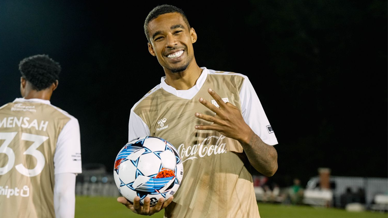 Com cinco gols nos últimos dois jogos, Stéfano Pinho celebra fase artilheira nos EUA