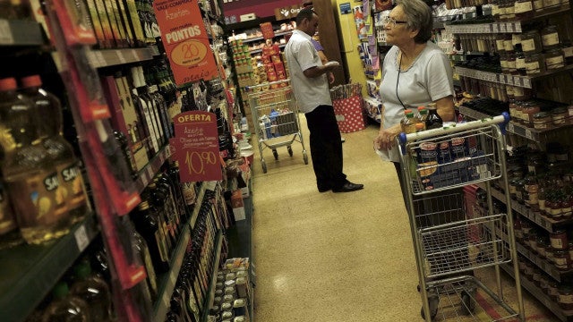 IPCA para 2024 passa de 3,71% para 3,73% e vai para 3,60% em 2025 (3,56%), aponta Focus