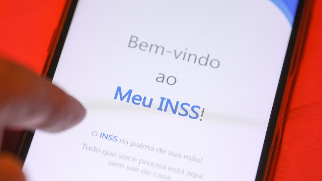 Cobranças indevidas na aposentadoria? Saiba o que deve fazer