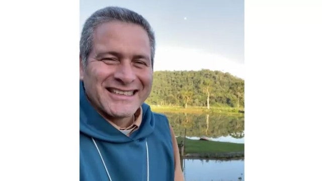 Apresentador em programa de TV: quem é o padre preso por estupro