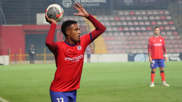 Após garantir permanência na liga, André Rosa projeta fim de primeira temporada em Portugal