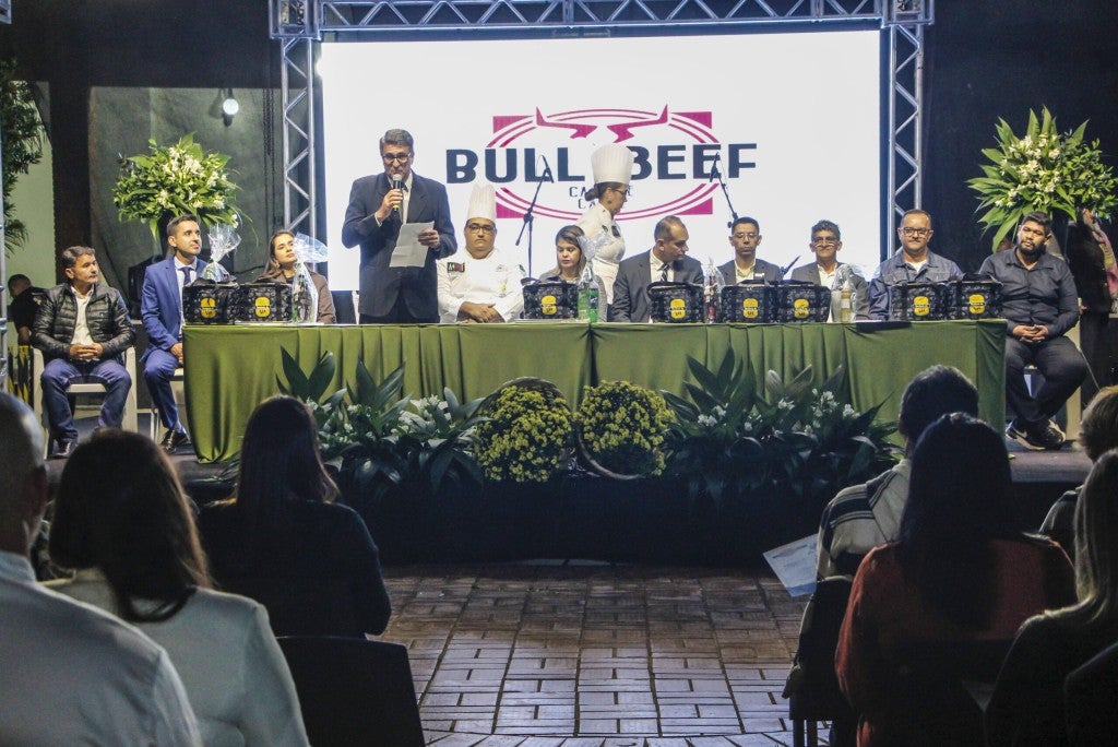 ALMT homenageia chefes de cozinha em sessão especial no Sesc Arsenal