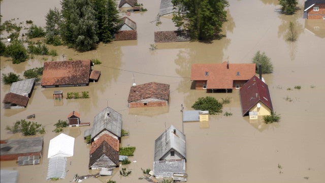Chuva no RS: barragem se rompe e eleva alerta para cidades da Serra Gaúcha