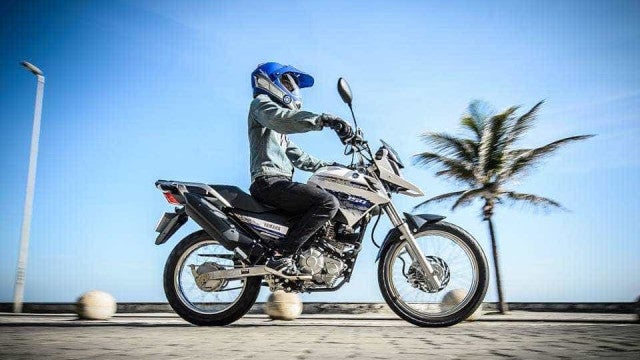Vendas de motos sobem 40,8% em abril ante abril de 2023, mostra Fenabrave