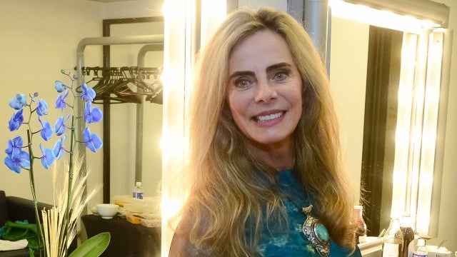 Bruna Lombardi recebe alta médica após complicações de uma virose