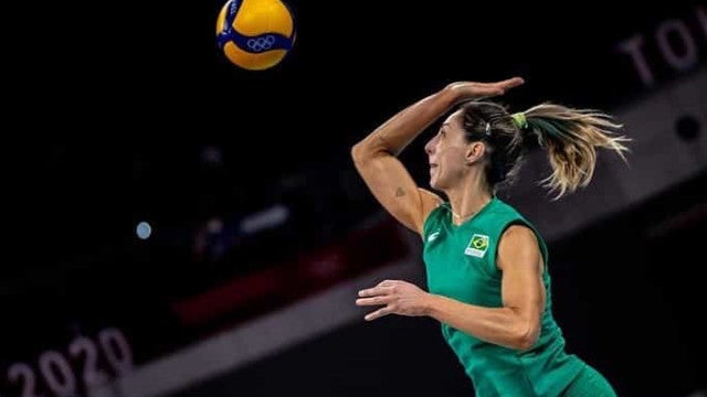 Medalha de prata em Tóquio, Carol Gattaz vai a Paris-2024 como influenciadora do Time Brasil