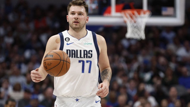 Mavericks despacham Clippers e Mitchell anota 50 pontos em derrota dos Cavaliers na NBA