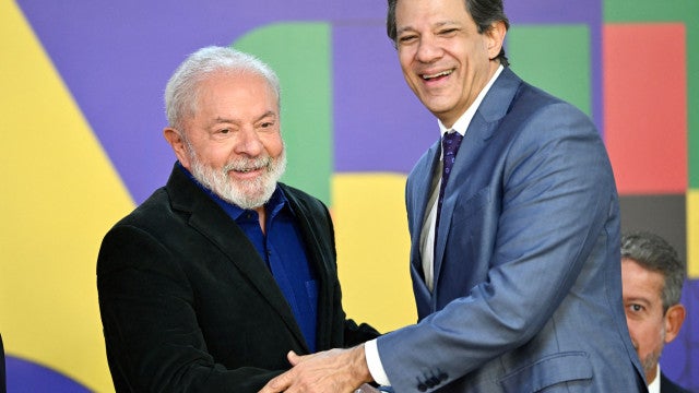 Lula diz para Haddad ‘se preparar’ para fazer ‘boa negociação’ com Leite sobre dívida do RS