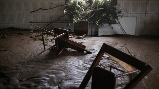 Cidade do Rio Grande do Sul está isolada, sem energia, telefone e internet