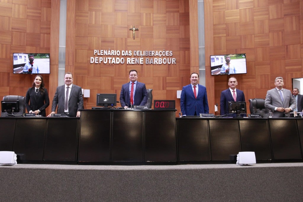 CCJR aprova parecer favorável à PEC que altera composição da Mesa Diretora