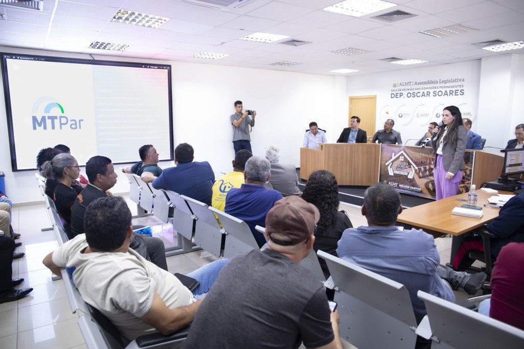 CST da Moradia Popular discute programas habitacionais do governo do estado