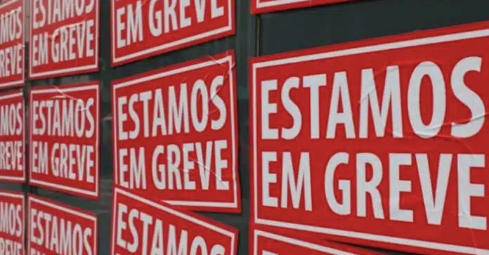 Professores decidem manter greve nas universidades federais após nova negociação