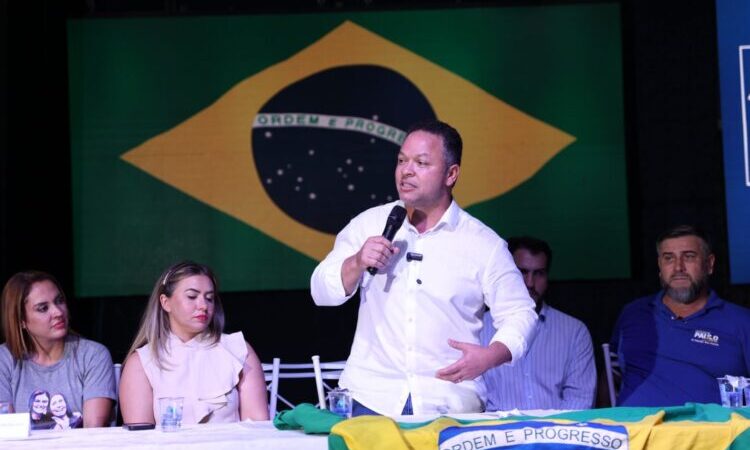Lideranças do Podemos, Novo, PSDB, Cidadania, DC e PRTB, reforçam apoio a Cláudio Ferreira em Rondonópolis