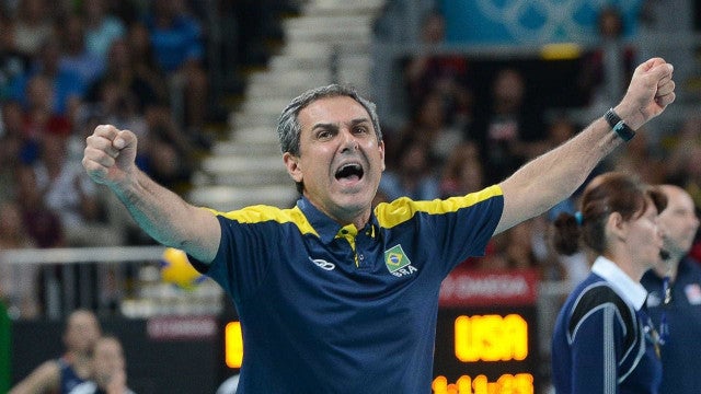 Zé Roberto elege ‘alvos’ do Brasil contra a Polônia e pede saque agressivo