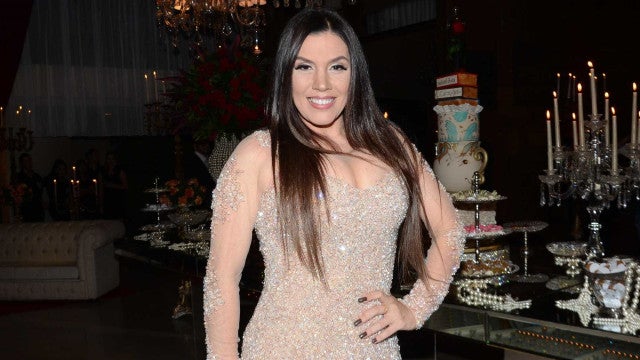 Simony devolve carro de luxo para loja após mistério sobre quem enviou