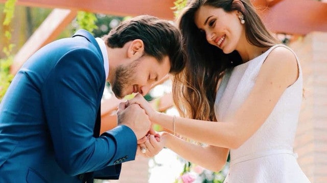 Camila Queiroz e Klebber Toledo só querem saber de amar um ao outro