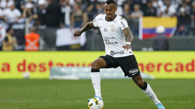 Corinthians anuncia a venda do zagueiro Raul Gustavo para o futebol da Hungria