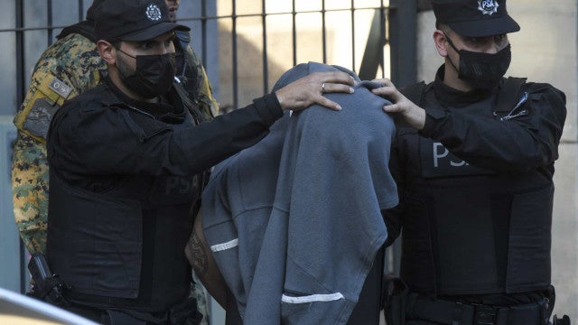 Argentina começa a julgar brasileiro acusado de tentar matar Cristina Kirchner