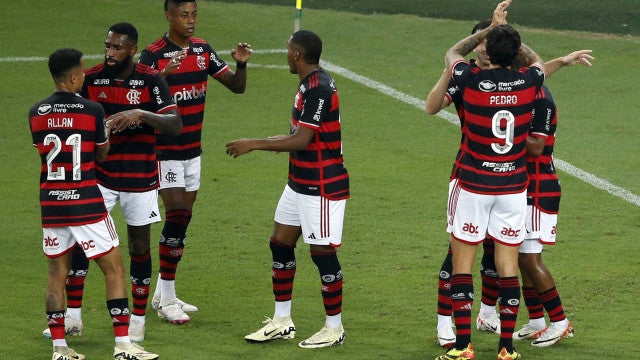 Flamengo quer fim de efeito gangorra com direito a apelo por mais carinho
