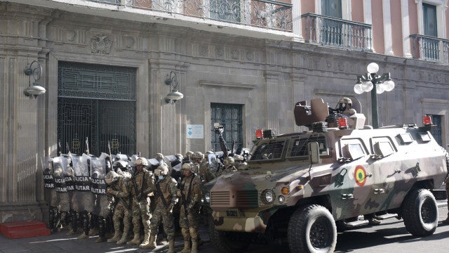 Tentativa de golpe na Bolívia: especialistas explicam crise no país