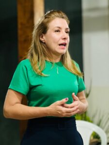 Flávia Moretti lança plataforma para plano de governo participativo em Várzea Grande