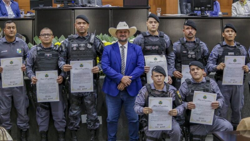 Sessão Especial homenageia personalidades de Mato Grosso