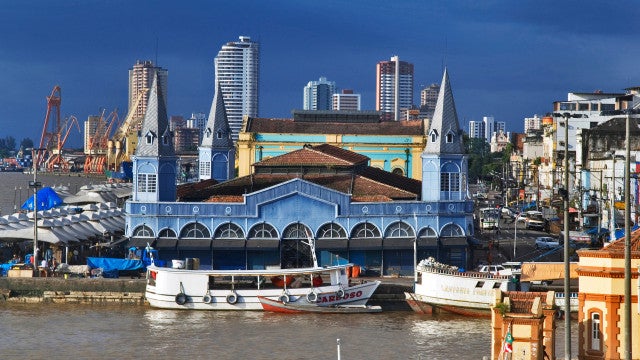 Governo estuda antecipar reunião de presidentes para acomodar COP30 em Belém