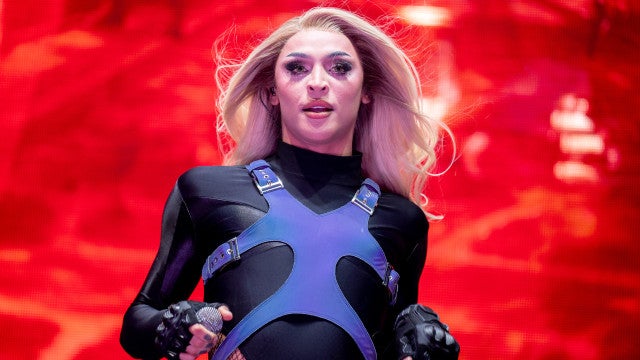 Música com Pabllo Vittar escala e chega à 14ª posição no Spotify global