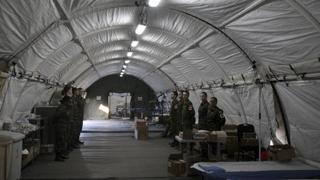 ‘Cidade provisória’ inaugurada após enchente no RS tem 126 casas