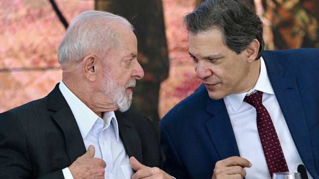 Digo todos os dias para o Haddad não se preocupar que a economia vai dar certo, diz Lula
