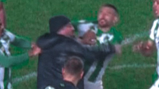 Árbitro diz ter expulsado lateral do Juventude por agressão a torcedor; Ruschel admite erro