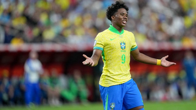 Endrick revela quase ter se chamado Di Stéfano e garante: ‘Espero fazer história no Real’