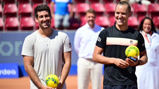 Tenistas Rafael Matos e Orlando Luz conquistam o maior título da dupla ao vencer na Suécia