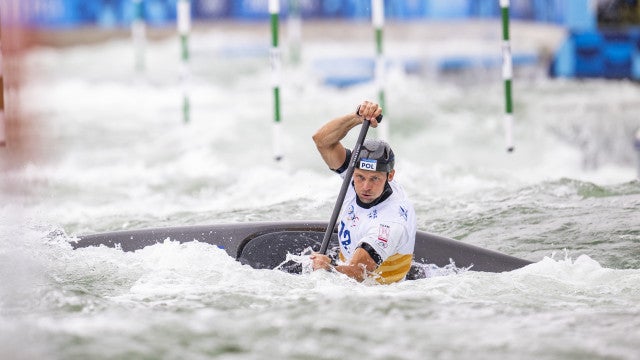 Qualidade ruim da água cancela primeiro treino no Sena