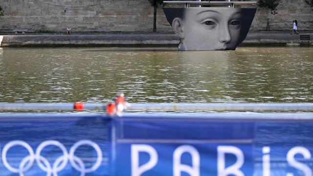 Triatlo nas Olimpíadas de Paris é adiado por conta da poluição do Sena