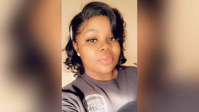 Juiz nos EUA diz que morte de Breonna Taylor foi causada por seu namorado, não por policiais