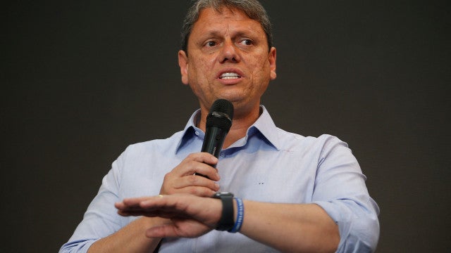 Tarcísio decide em setembro sobre distribuição de sensor de glicose para diabéticos