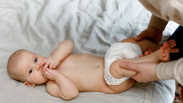 Troca de fralda deixa clima tensão em avião: "Cheiro terrível"