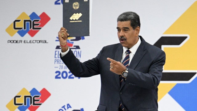Supremo da Venezuela chancela contestada reeleição de Maduro