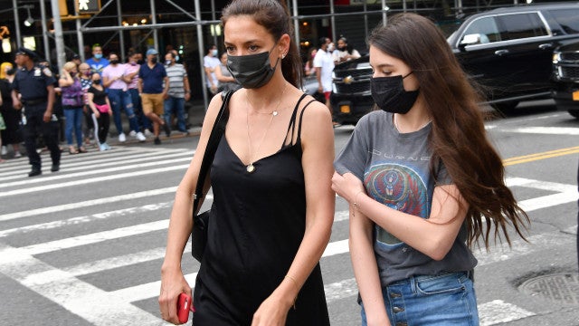 Filha de Tom Cruise perde mais de R$ 2 milhões de pensão ao completar a maioridade