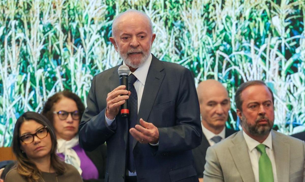 Governo corta orçamento de Bolsa Família, Farmácia Popular e Auxílio Gás em 2025