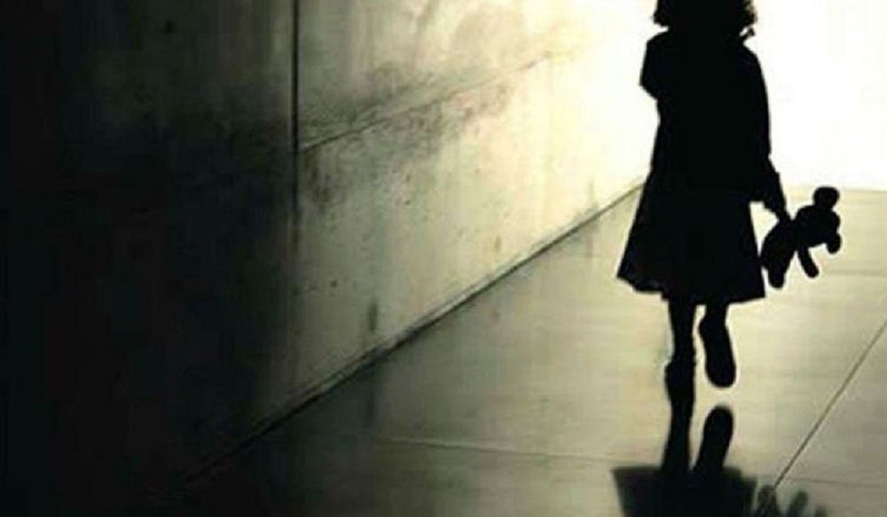 PM resgata menina de 5 anos que andava sozinha na madrugada em Guarantã.