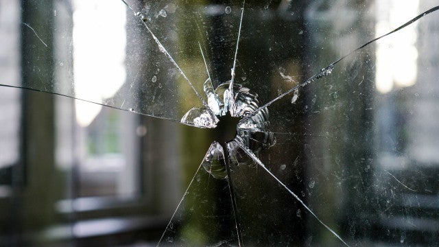 Médico fica ferido após tiro acidental dentro de hospital em Belo Horizonte