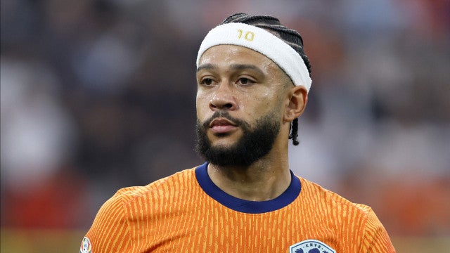 Corinthians vê holofotes em Depay e se empolga com reforço coadjuvante