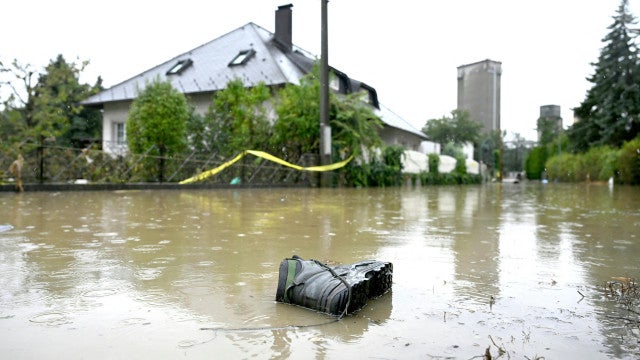 Enchentes matam ao menos 17 em países do centro e do leste da Europa