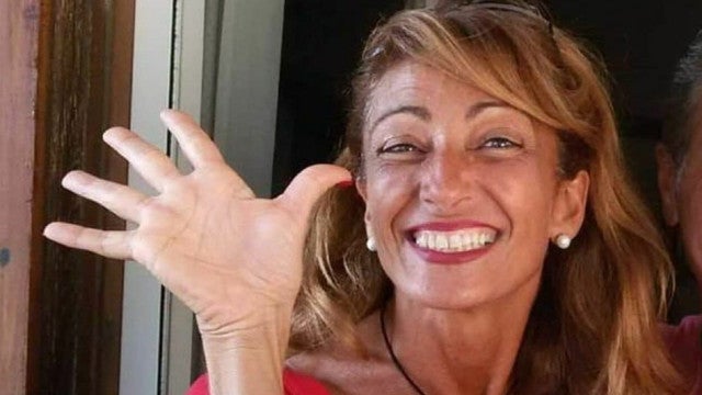 Comissária de bordo morre minutos após avião decolar