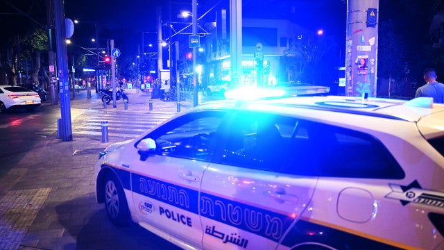 Ataque a tiros em Tel Aviv mata ao menos 4 antes de ofensiva iraniana