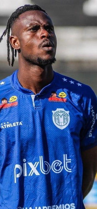 Após título da Copa Paulista e vaga na Série D, zagueiro nigeriano, Samuel Otti, prorroga contrato com o Monte Azul